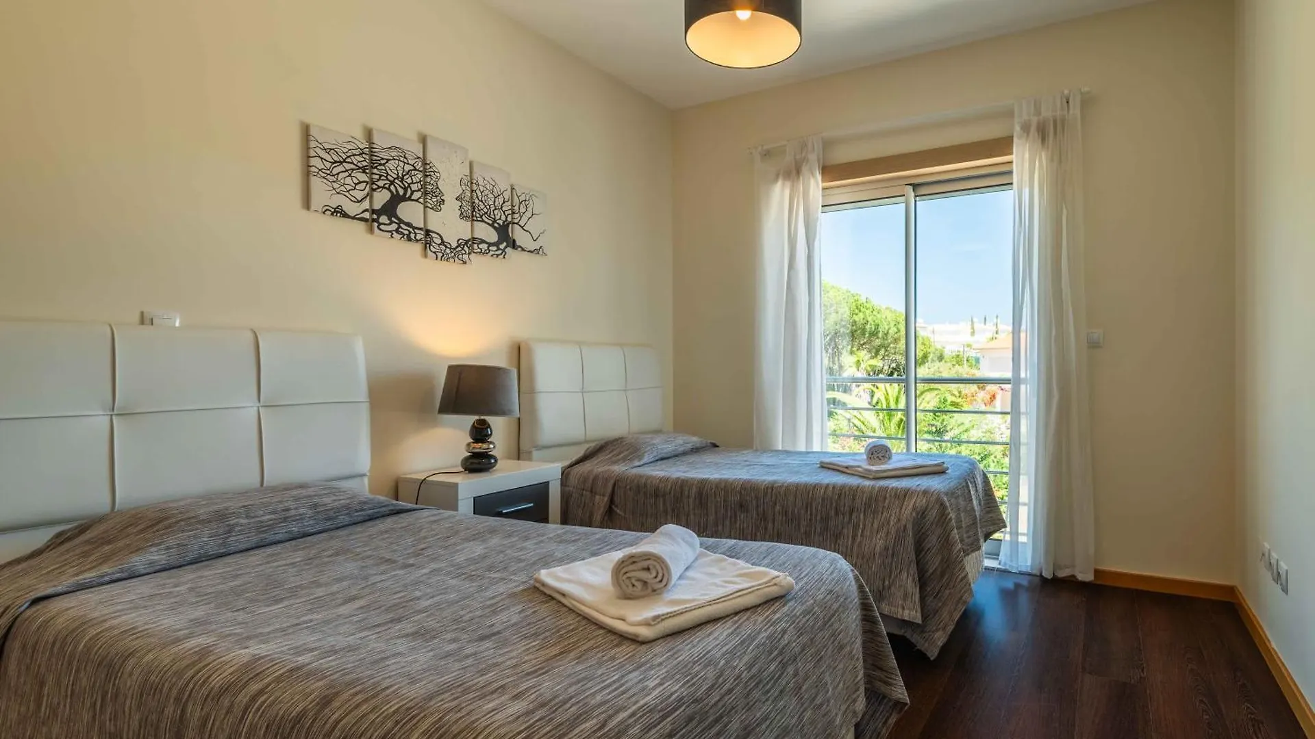 Apartamento T2 Eucalipto 2A Olhos de Agua  Portugal